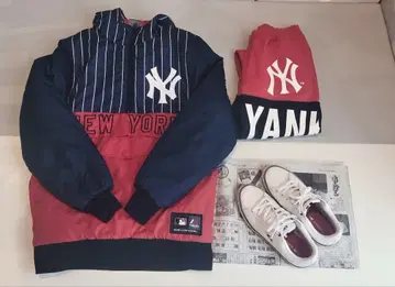 NY 양키스 셋업 + LACOSTE 스니커즈 묶음 판매