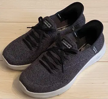 스케쳐스 슬립인즈 고워크