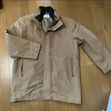 베이지 두꺼운 원단 남성용 코트 새상품급 ^_^