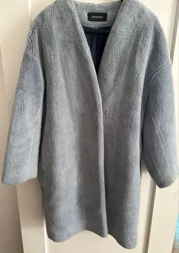 JEANASIS 지나시스 보아 코트 무스탕 코트