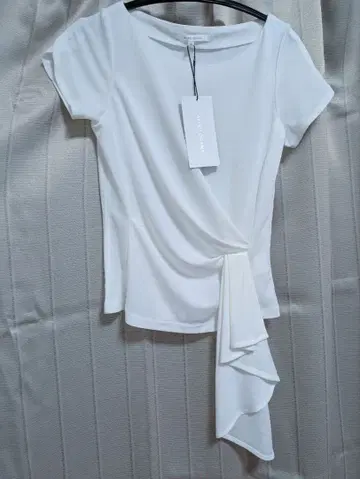 AKIKO OGAWA 상의 화이트 미사용 새상품 택 포함 T셔츠 36