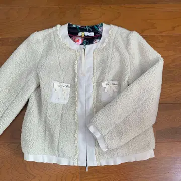 Stylish Beauty 아이보리 점퍼 코트 42