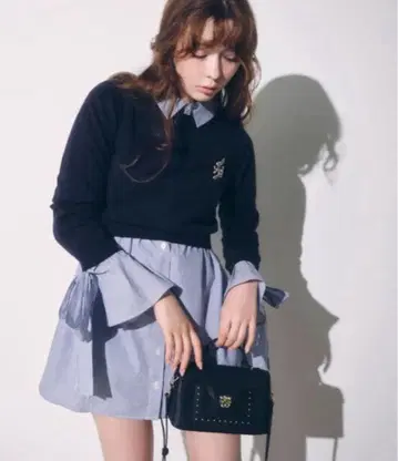 [ 오늘 삭제 ] SNIDEL 니트 세트 브로치 포함 미니 셔츠 원피스