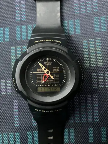 AW-500 금 스크류백 그래프 가동품 G-SHOCK