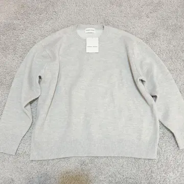 새상품 휴먼 우먼 니트탑 M