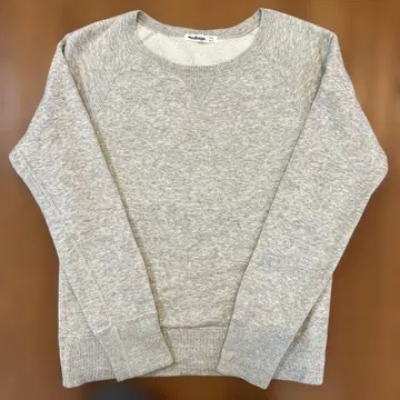 마르티니크 그레이 맨투맨 트레이닝복