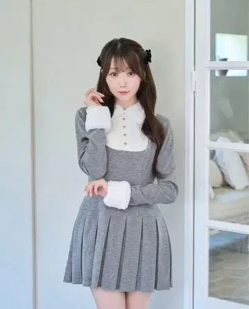 로제 뮤즈 Knit sew pleated op gray