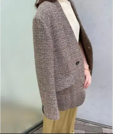 브라운 계열 노카라 자켓