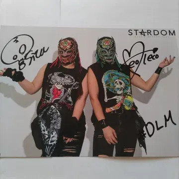 스타덤, STARDOM, 친필 사인 포트레이트