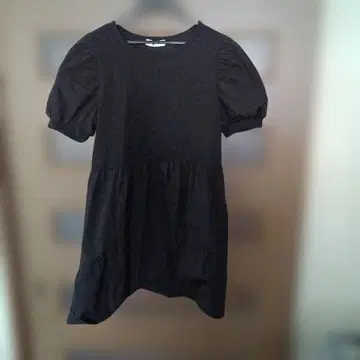 RIVIETTA 블랙 반팔 드레스