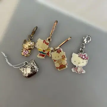 헬로키티 참 키링 5개 세트