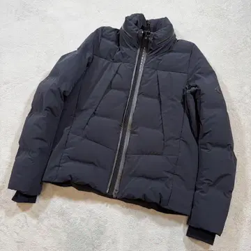 데상트 미즈사와 다운 올테라인 DIA3675U 네이비 다운 자켓 S