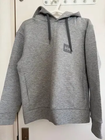 헬리한센 후드 부착 그레이 후드 맨투맨