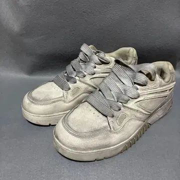 ZARA 멀티피스 유즈드 가공 스니커즈 사이즈 40