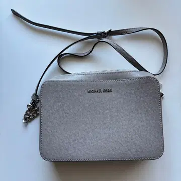 MICHAEL KORS 그레이 숄더백