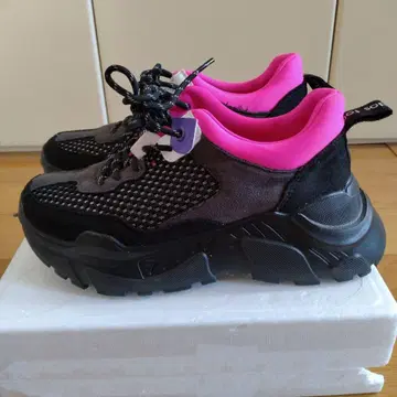 todos 통굽 스포츠 슈즈 블랙/핑크