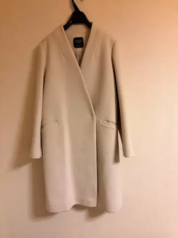 UNITED TOKYO V넥 노카라 코트