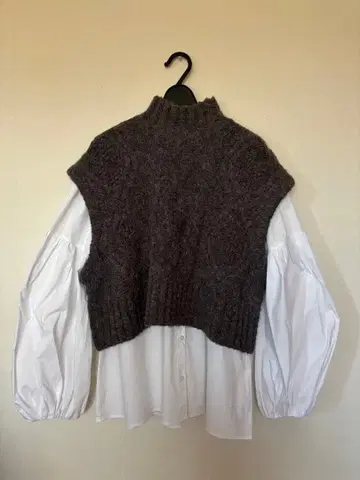 미라 오웬 [세트 아이템] 케이블 베스트 셔츠 레이어드 SET