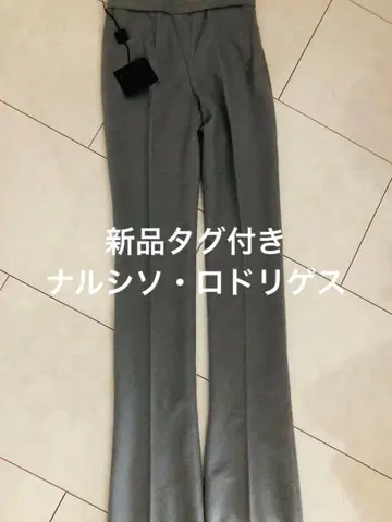 새상품 택 포함   그레이색 스트레이트 팬츠