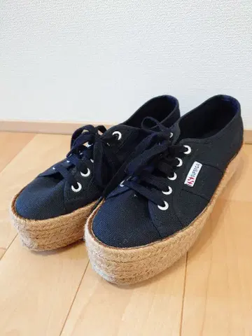 SUPERGA 블랙 에스파드리유 스니커즈 통굽