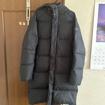 새상품급 데상트 롱 다운