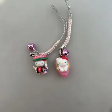 지역 한정 헬로키티 모리오카 산리쿠 스트랩 2개 세트