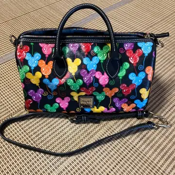 Dooney & Bourke 미키 벌룬 2way 배럴 백