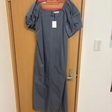 RANDA 퍼프 슬리브 그레이 롱 원피스