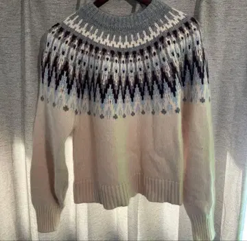 노르딕 무늬 긴팔 스웨터