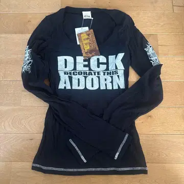 미사용 새상품 d.i.a 롱T