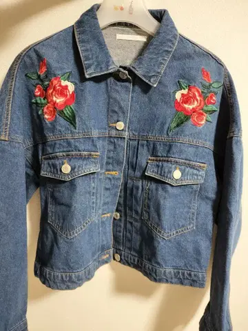 꽃무늬 자수 데님 자켓