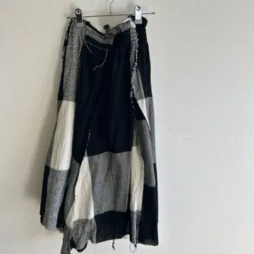 패치워크 플레어 롱 스커트 블랙 그레이 화이트
