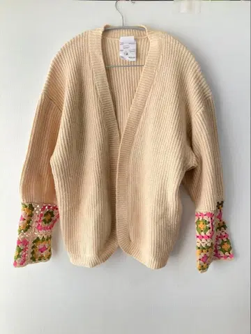 LOVE&PEACE PROJECT 가디건 사이즈 M-L