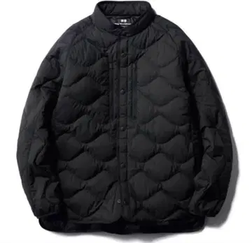 유니클로 x 화이트 마운티니어링/ 리사이클 하이브리드 다운 자켓 M