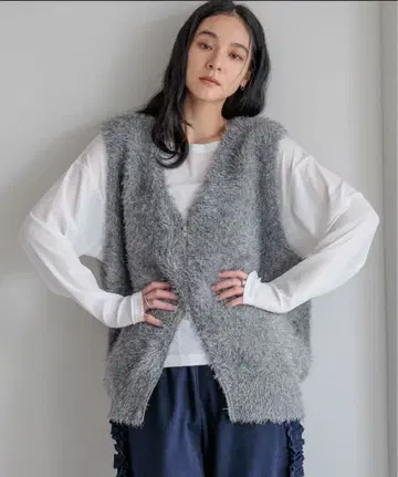 LOWRYSFARM 샤기 ZIP 베스트 그레이