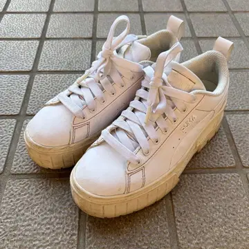 푸마 화이트 스니커즈 통굽