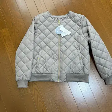 택 포함 새상품 드레스프 퀼팅 리버서블 자켓 L 모카 브라운 계열