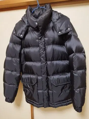 컨디션 최상 UNIQLO 다운 자켓 S 블랙