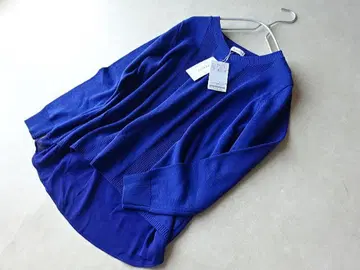 피노레 페니체 이소재 콤비 니트 스웨터