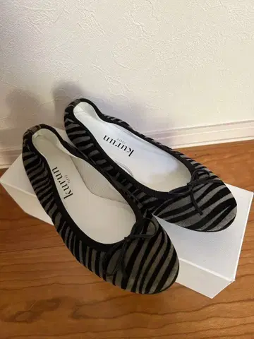 kurun 쿠룬 도쿄 제브라 패턴 발레 슈즈 23.5cm