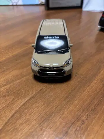 sienta 미니카 베이지