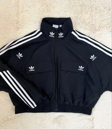 아디다스 트랙 상의 자켓 아우터 크롭 기장 블랙