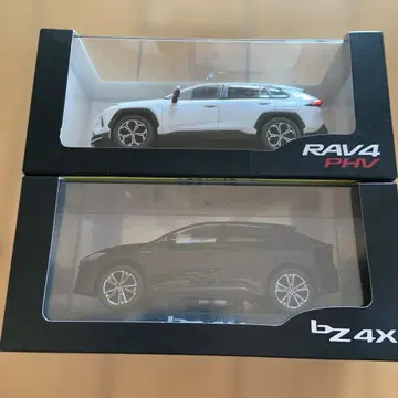RAV4 PHV & bZ4X 미니카 세트