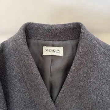 PLST 그레이 노카라 롱 코트