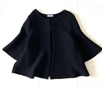 ADORE 블랙 노카라 자켓