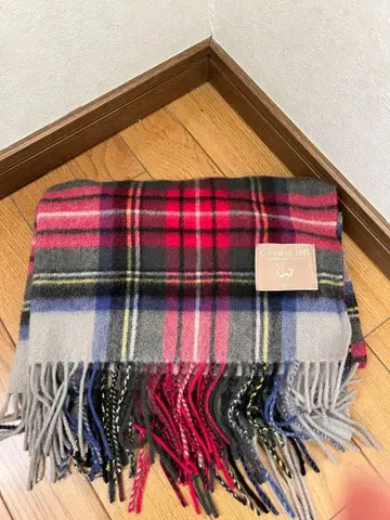 캐시미어 대형 스톨 (그레이 바탕에 멀티 컬러 체크)