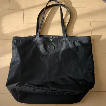 Ibiza 이비자 블랙 나일론 숄더 토트