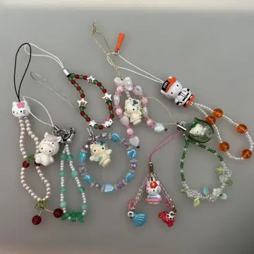 헬로키티 귀여워! 비즈 스트랩 8개 세트