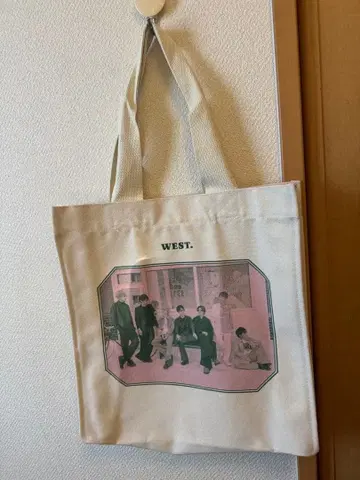 WEST. 토트백