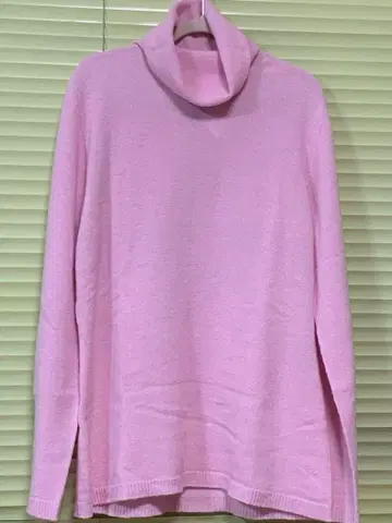 ANNA BASSANI 핑크 터틀넥 스웨터